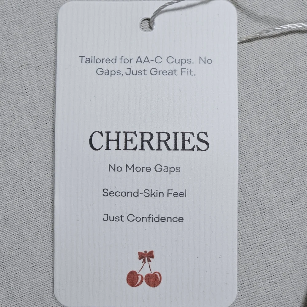 Cherries NWT Womens Anytime Seamless T-Shirt Bra Smaller Bust Push Up Black XS A